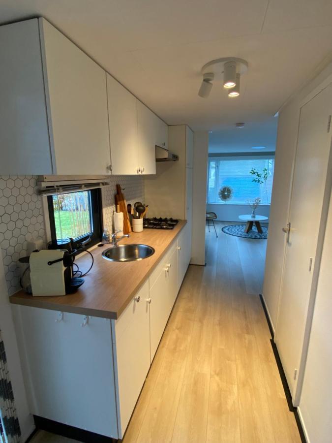 Chalet Heische Tip In Zeeland, Noord-Brabant Voor Max 3 Volwassenen En 2 Kinderen Hotel Exterior photo